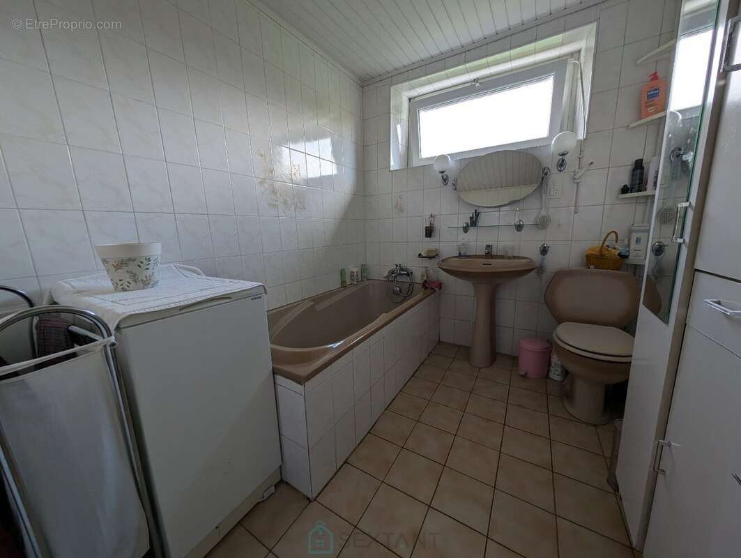 Maison à LOCMINE
