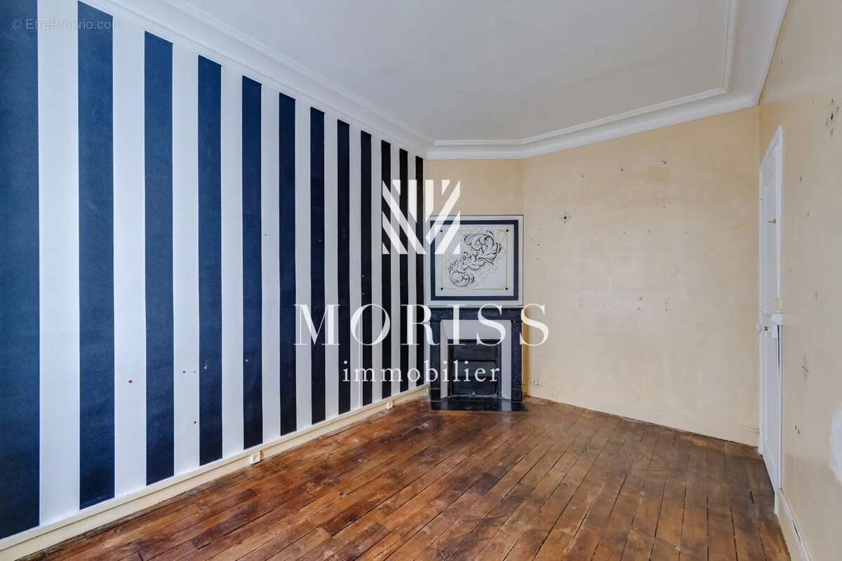Appartement à PARIS-17E