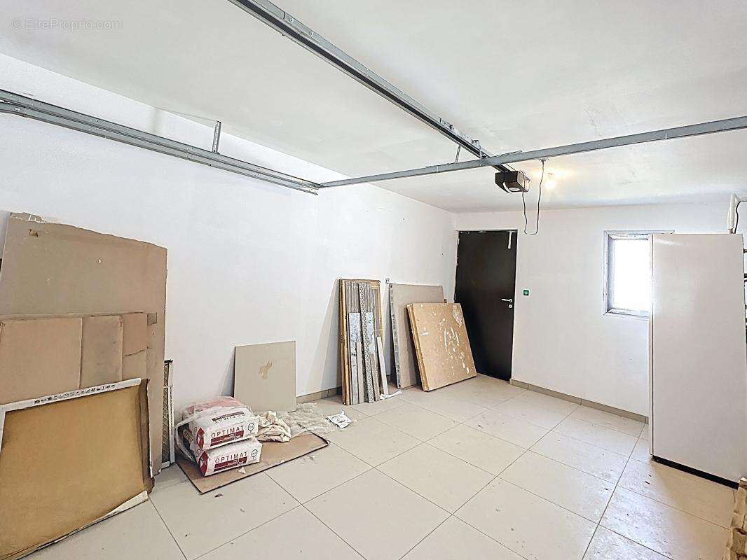 Maison à LE PEAGE-DE-ROUSSILLON