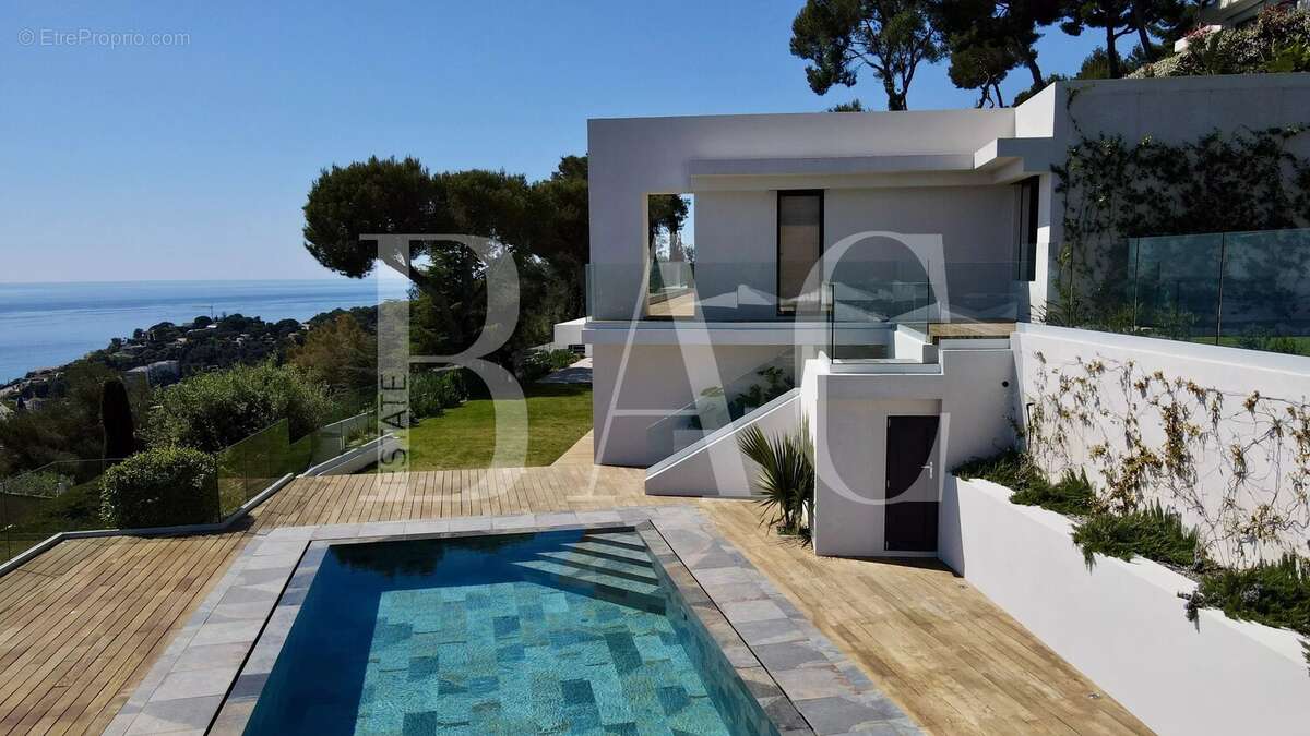 Maison à ROQUEBRUNE-CAP-MARTIN