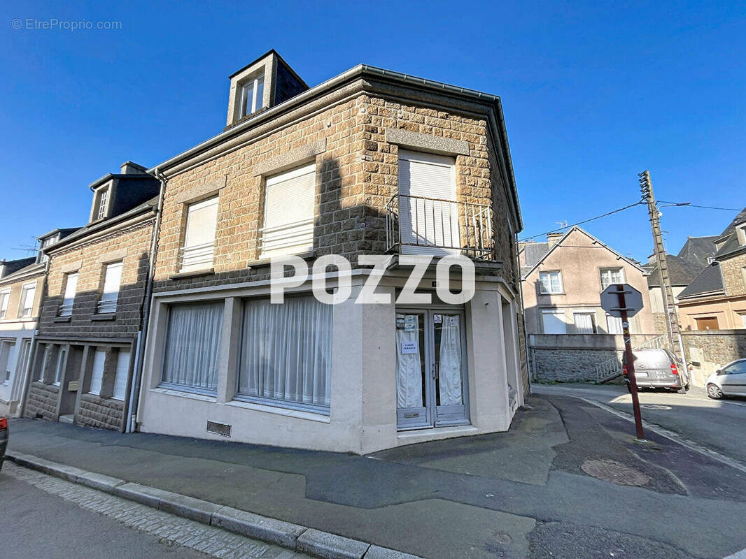 Maison à MORTAIN