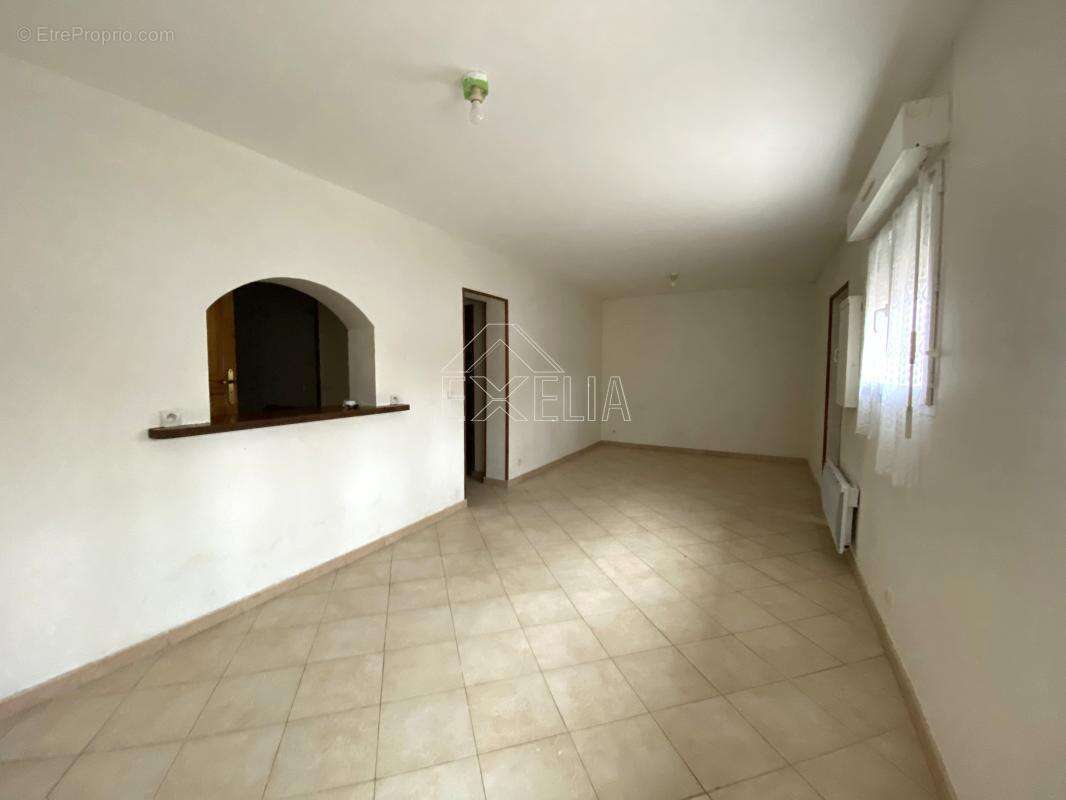 Appartement à BENNECOURT