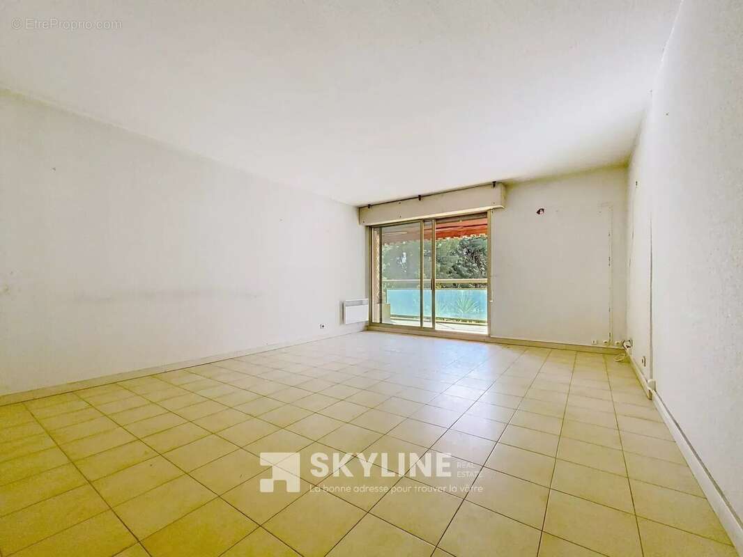 Appartement à MARSEILLE-6E