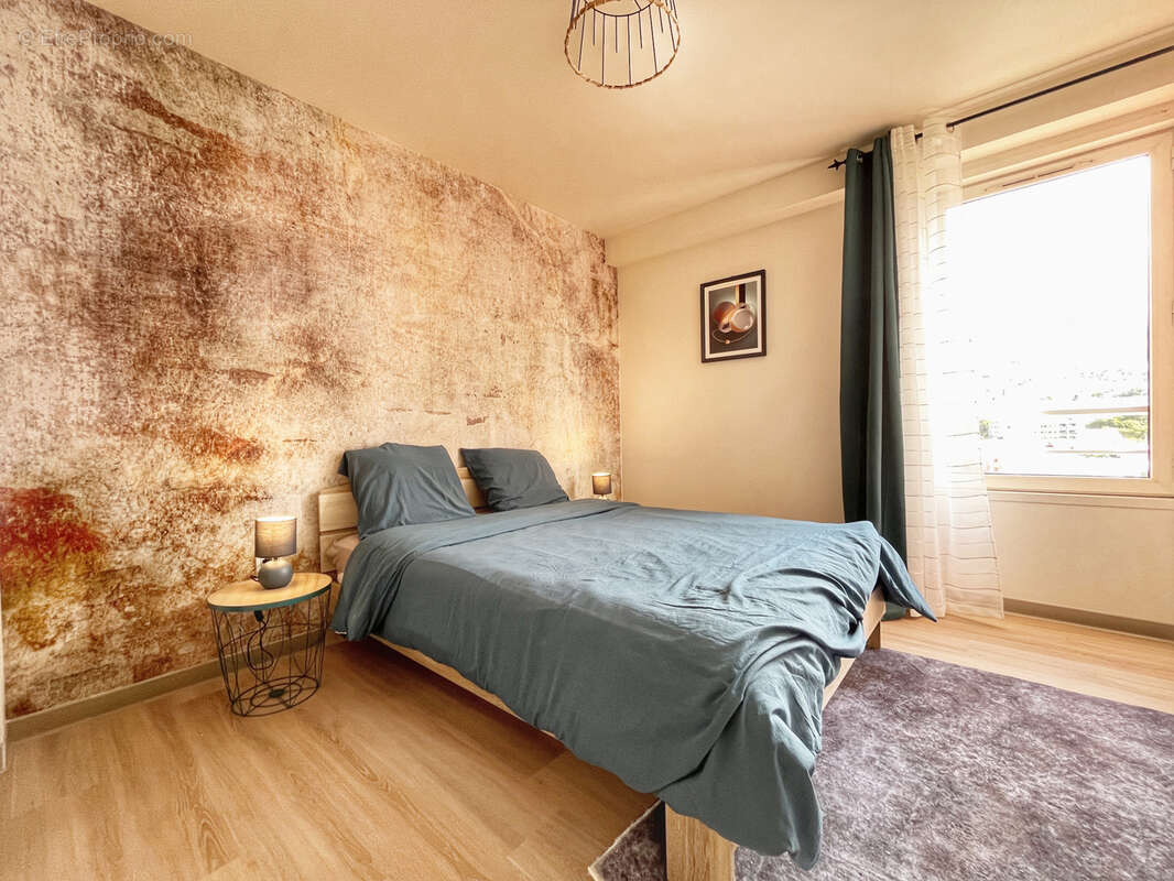 Appartement à SAINT-DENIS