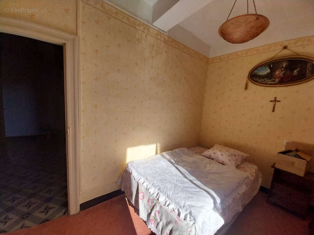 Maison à SAINT-GUIRAUD