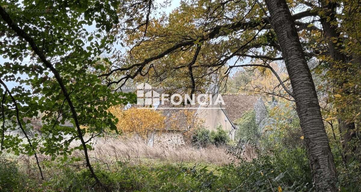 Maison à SAINT-MARCEAU