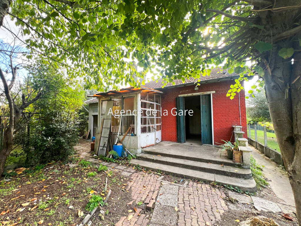 Maison à SARTROUVILLE