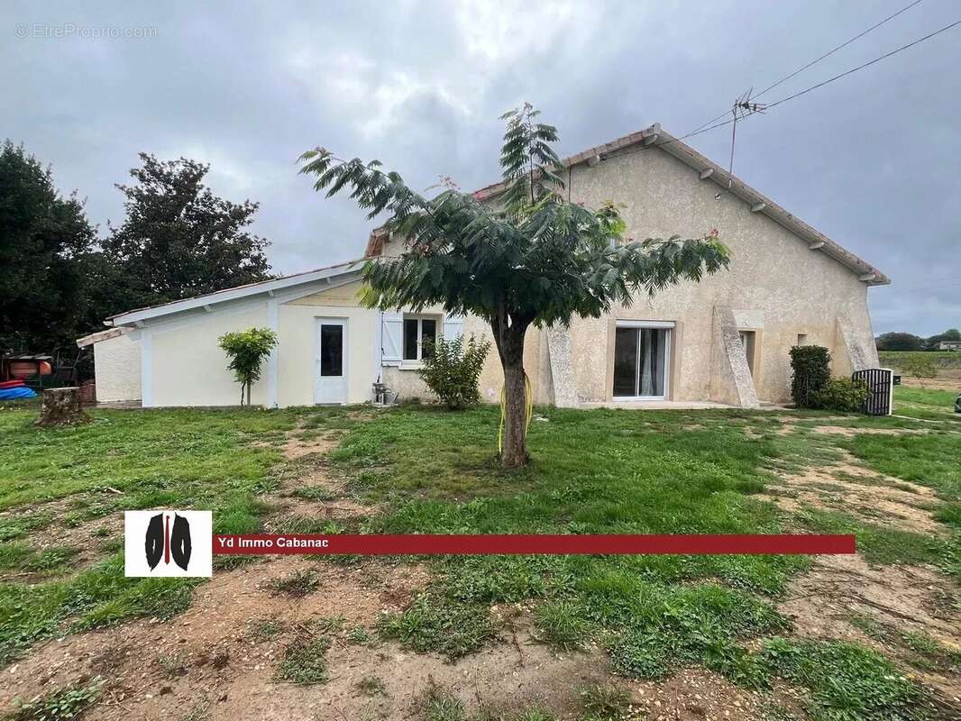 Maison à PUJOLS-SUR-CIRON