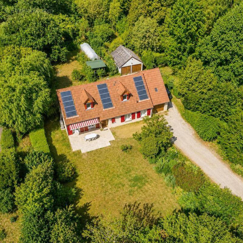 Maison à SAVIGNE-L'EVEQUE