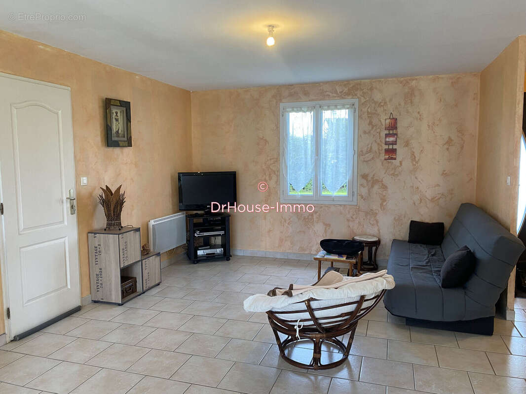 Maison à NOTRE-DAME-D&#039;ALIERMONT