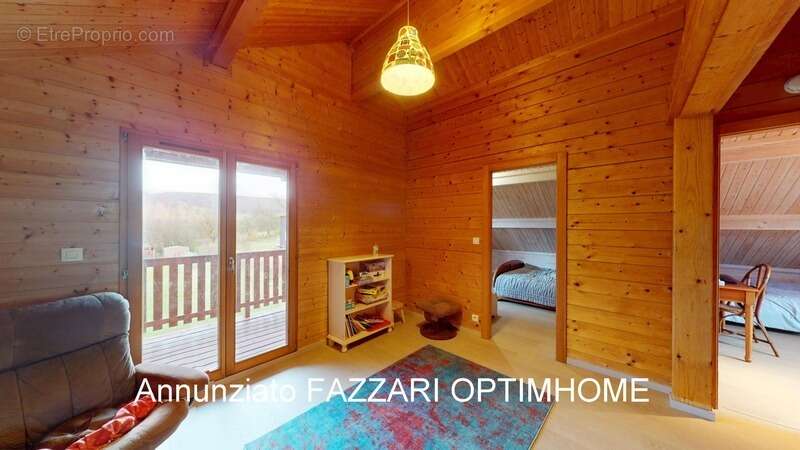 Maison à CHARENCY-VEZIN