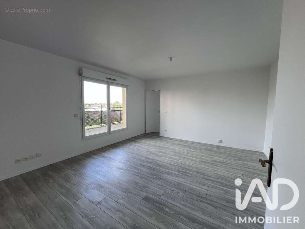 Photo 9 - Appartement à BOBIGNY