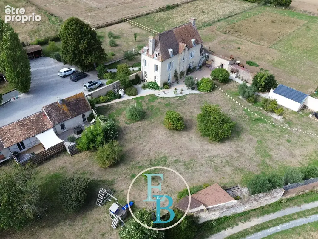 Propriété d'exception sur pré de 1,5 hectare avec maison principale, logement indépendant et dépendances - photo 30