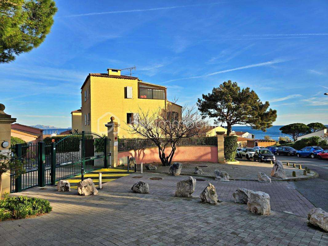 Appartement à SAUSSET-LES-PINS