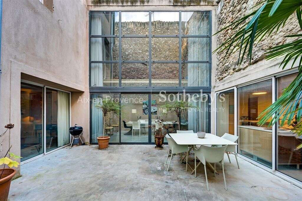 Maison à AIX-EN-PROVENCE