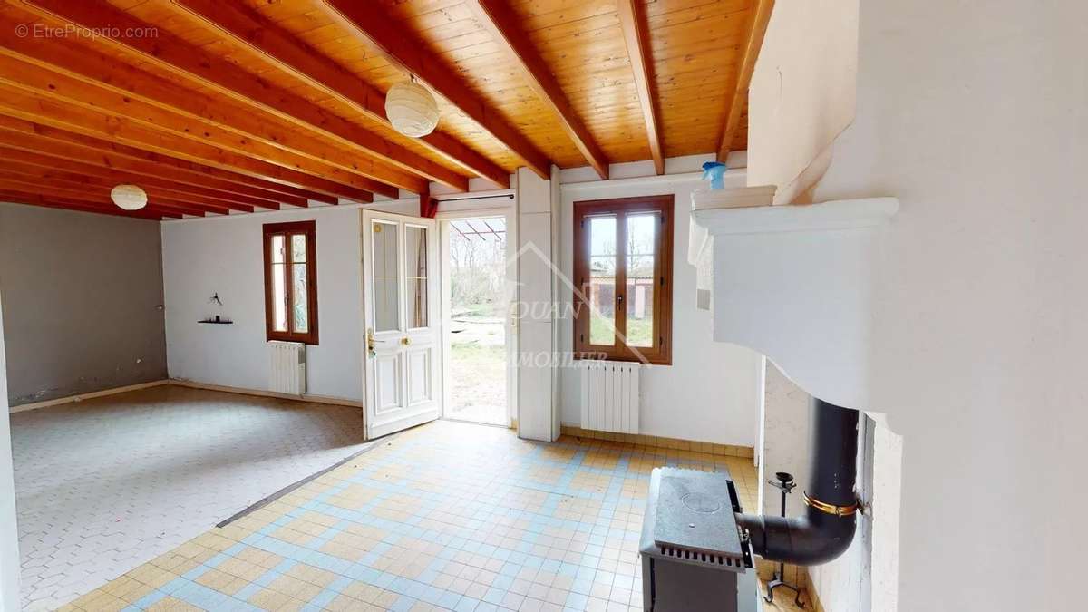 Maison à SALIGNY-SUR-ROUDON