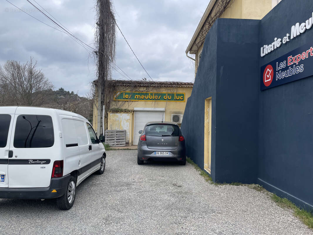 Commerce à LE LUC