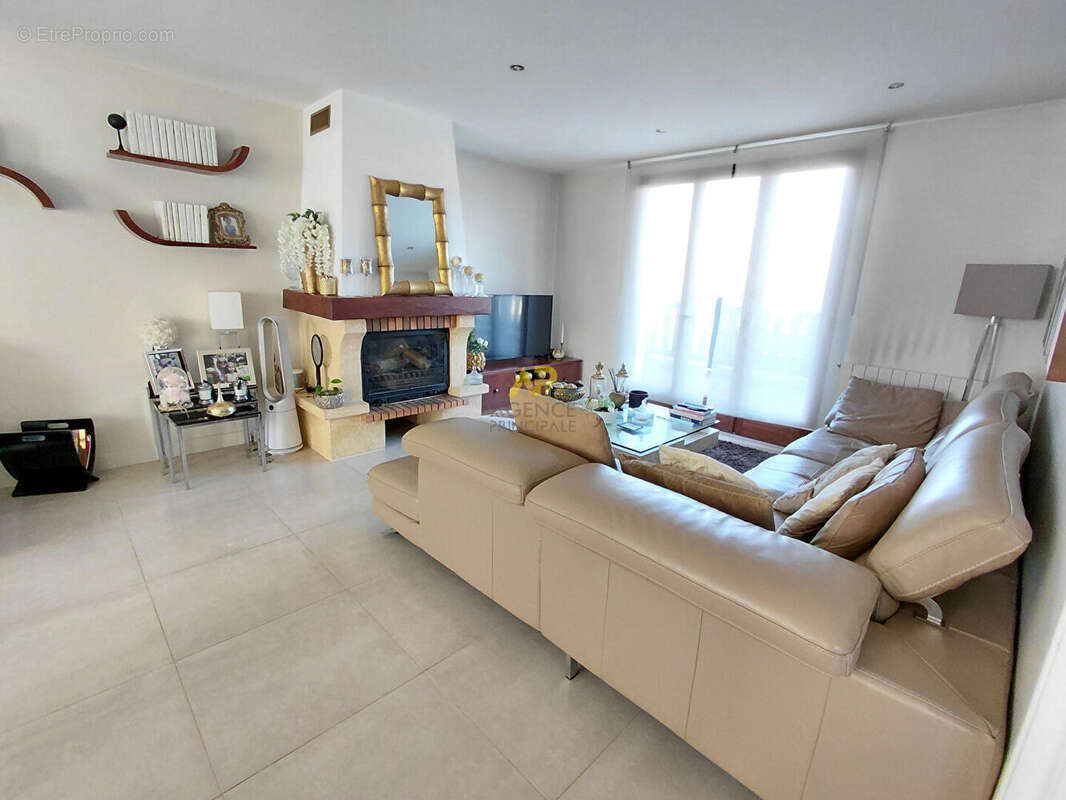 Maison à MONTIGNY-LES-CORMEILLES