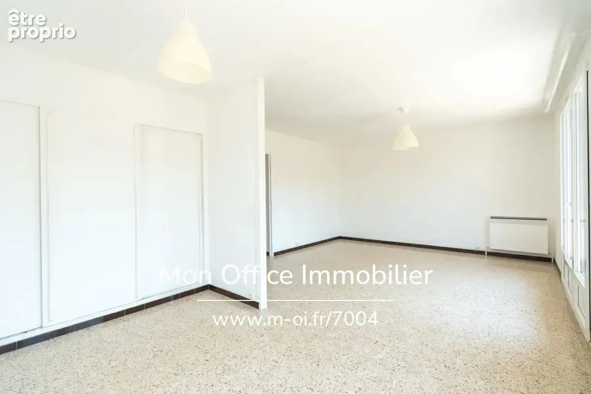 Référence : 7004-PAN - Appartement 4 pièces de 89 m² à Aix-en-Provence - photo 3