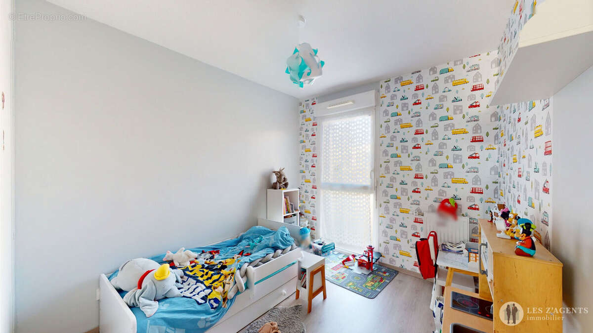 Appartement à SAINT-MARTIN-D'HERES