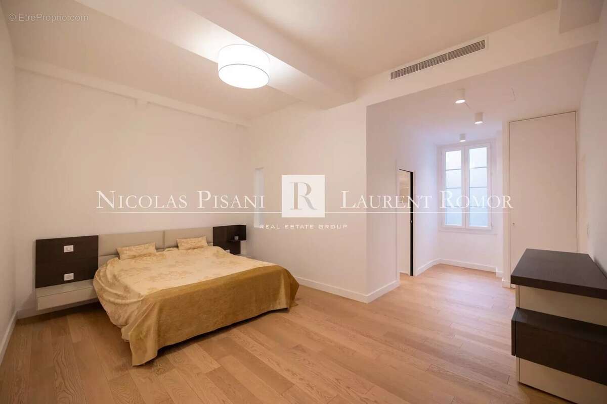 Appartement a vendre a nice - cours saleya - proche de la mer - 136 m² - 3 chambres - photo 5