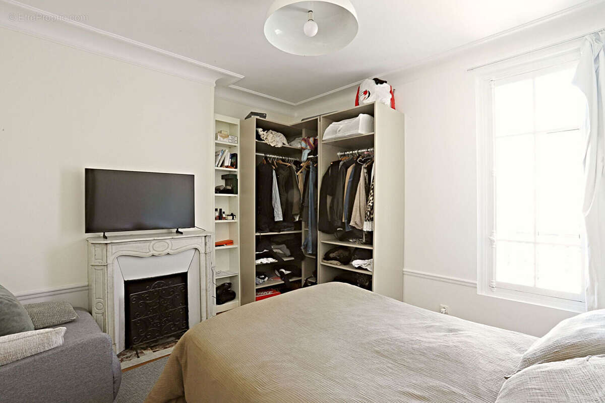 Appartement à PARIS-7E