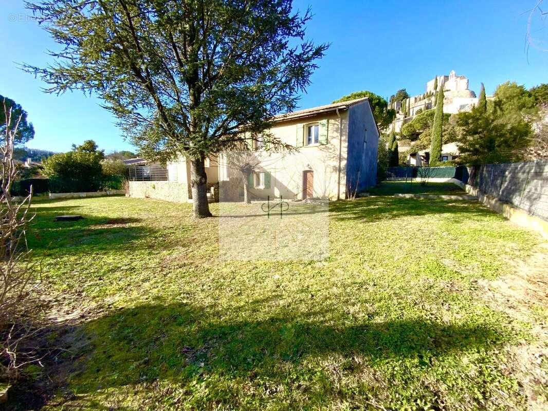 Maison à SAINT-PAUL-TROIS-CHATEAUX