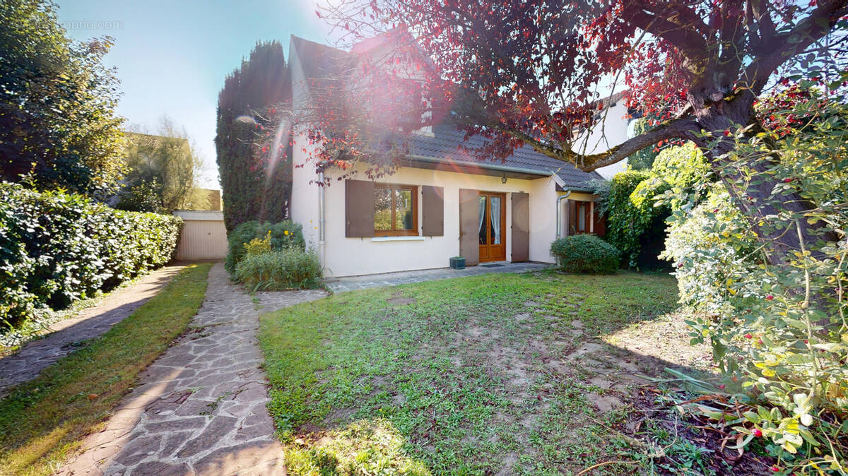 Maison à CORMEILLES-EN-PARISIS