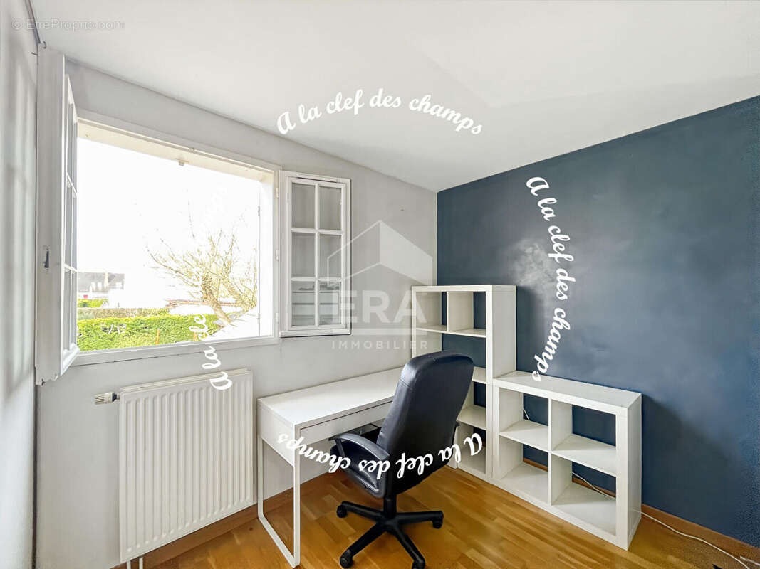 Maison à SAINT-REMY-LES-CHEVREUSE