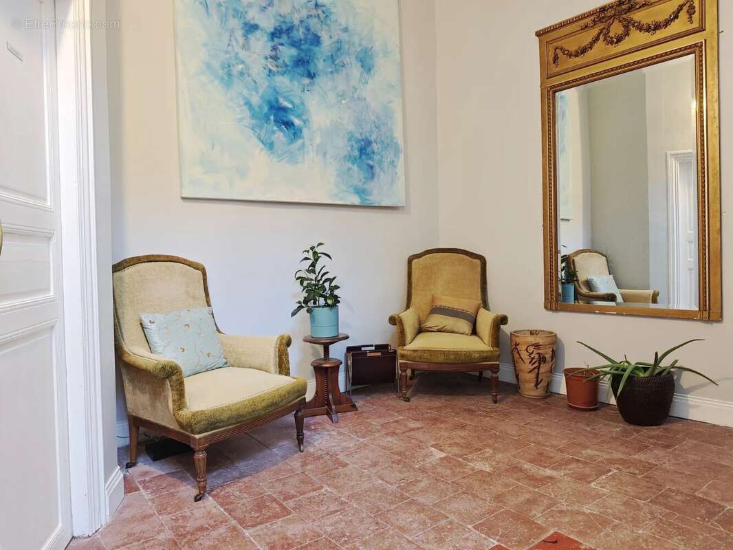 Superbe maison aménagée en 3 appartements spacieux - photo 4