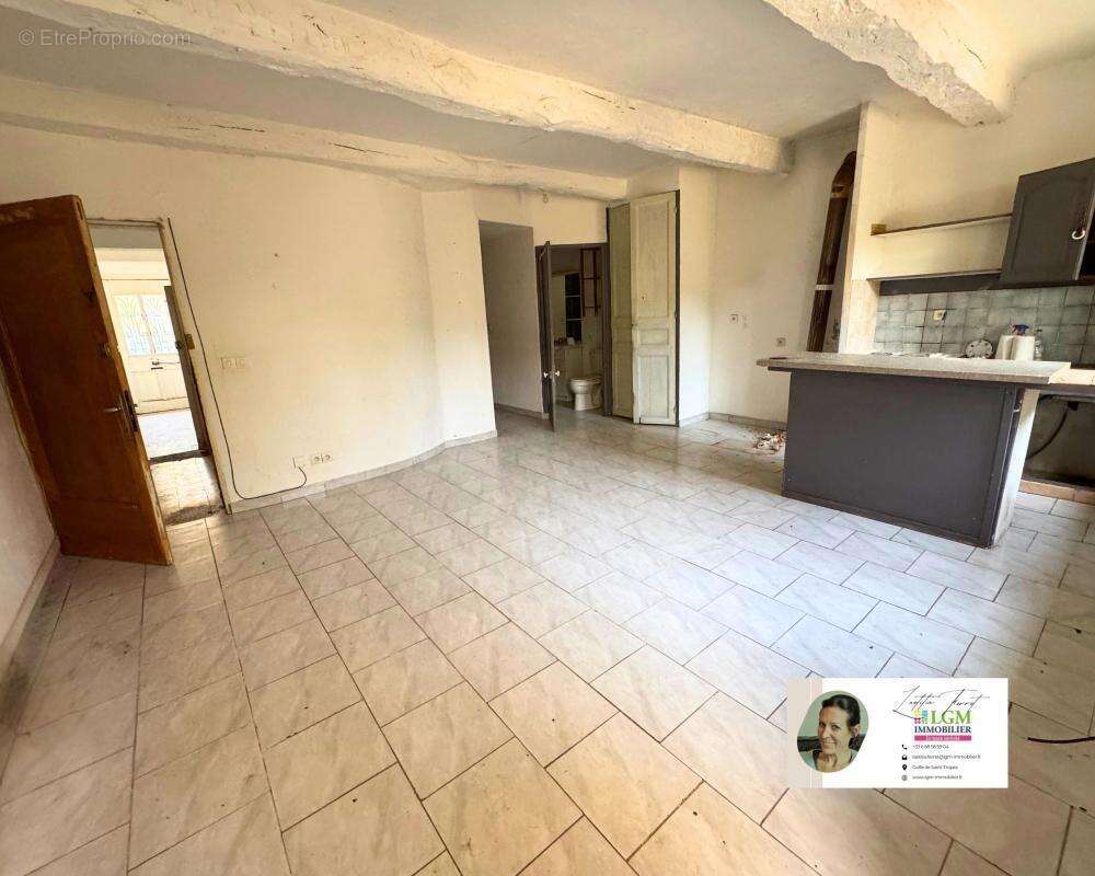 Maison à PLAN-DE-LA-TOUR