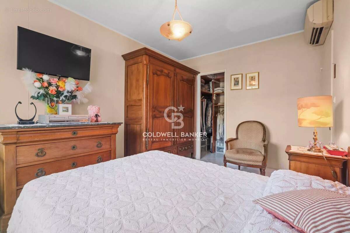 Appartement à MANDELIEU-LA-NAPOULE