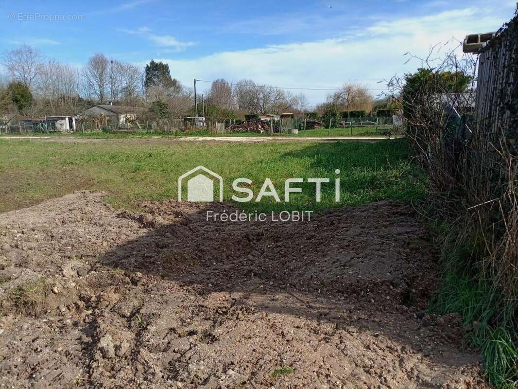 Photo 5 - Terrain à COUTRAS