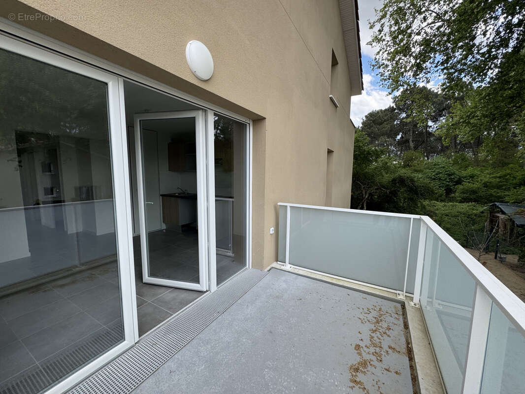 Appartement à LE TAILLAN-MEDOC