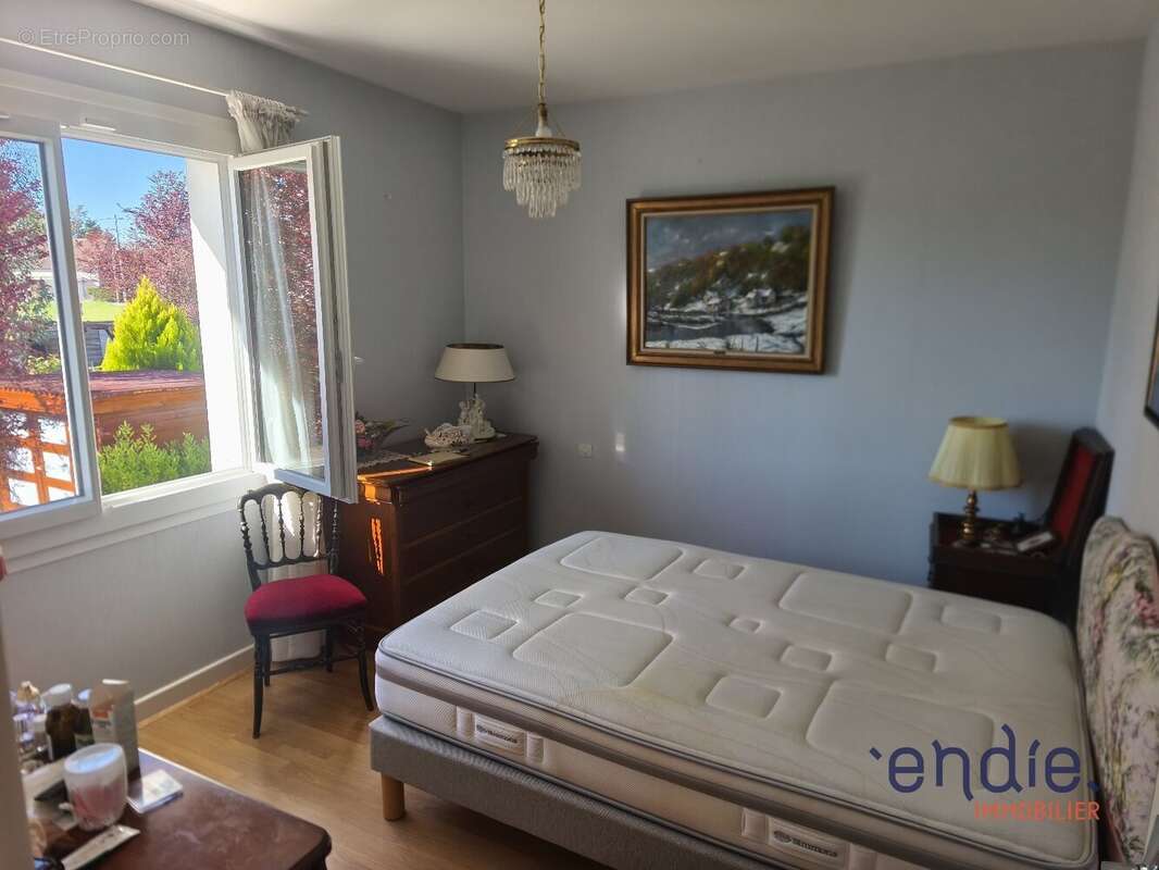 Maison à COSNE-D'ALLIER