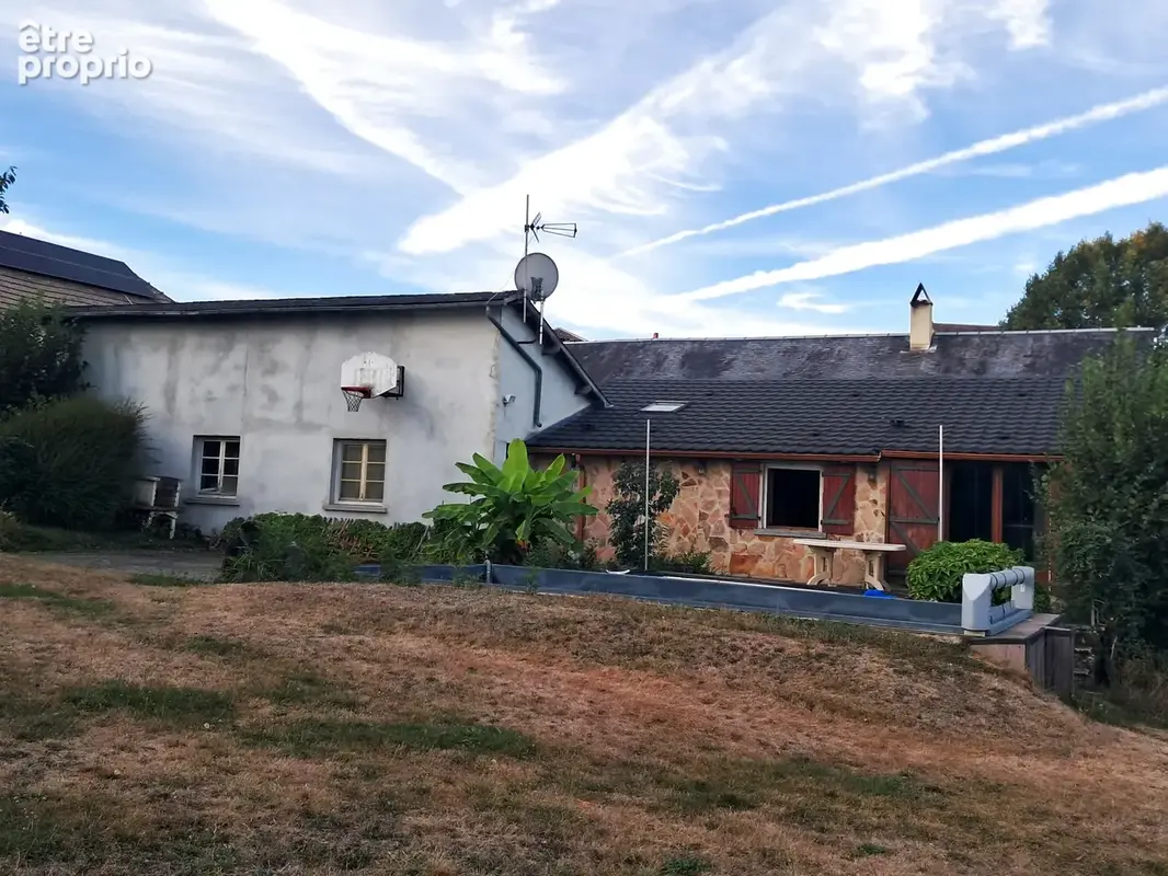 Maison à LUBERSAC