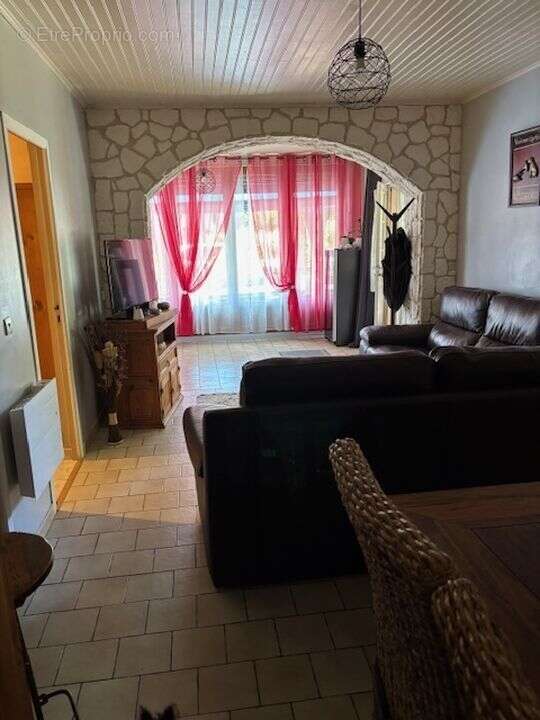 Villeneuve la guyard, maison plain pied 2 chambres - photo 2