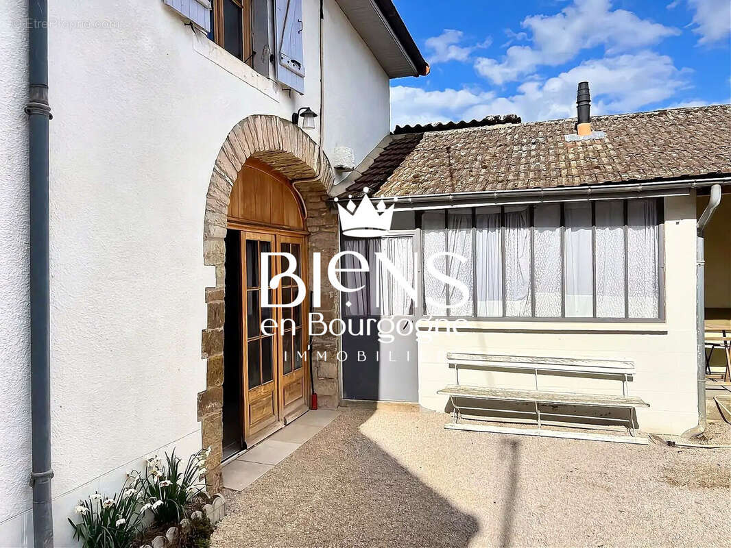 Maison 225 m² à Pommard  - photo 2