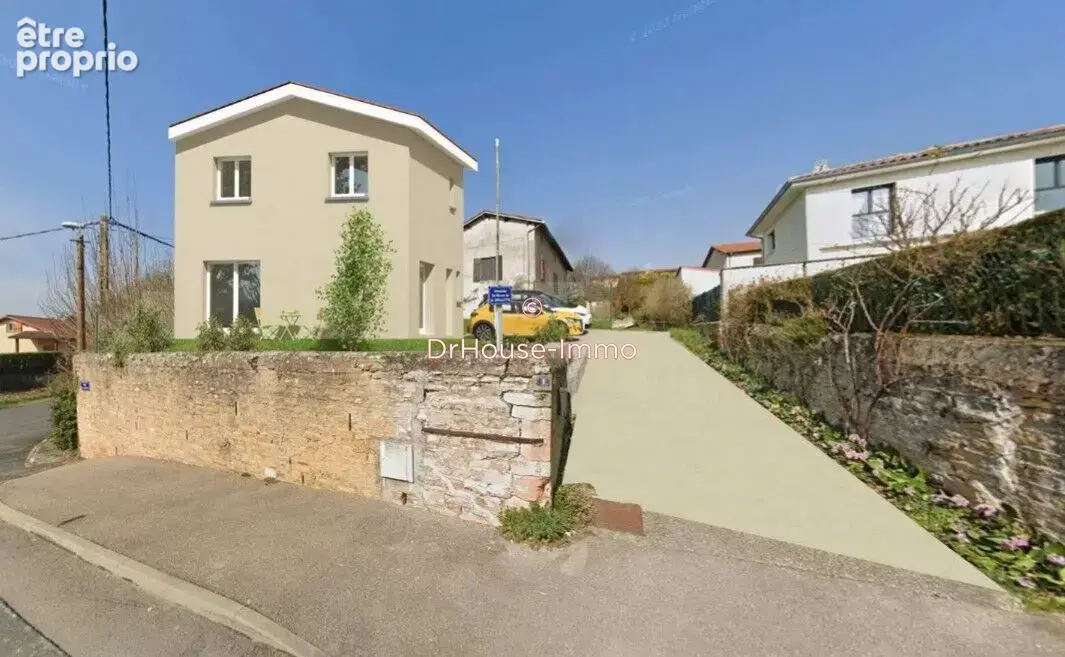 Maison à FLEURIEU-SUR-SAONE
