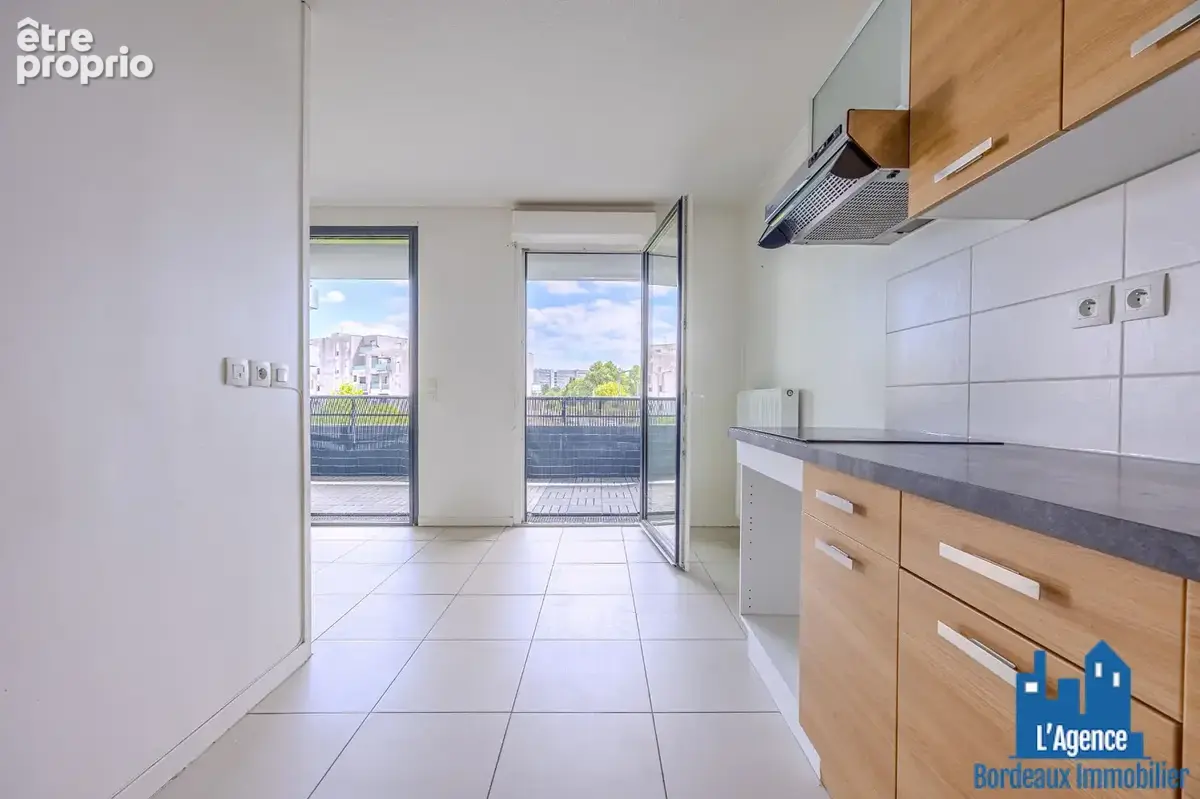 Exclusivité !!!  bruges - appartement type 4 de 86 m² avec terrasse et deux places de parking. michaël vigier  o6 7o 29 94 95. - photo 5