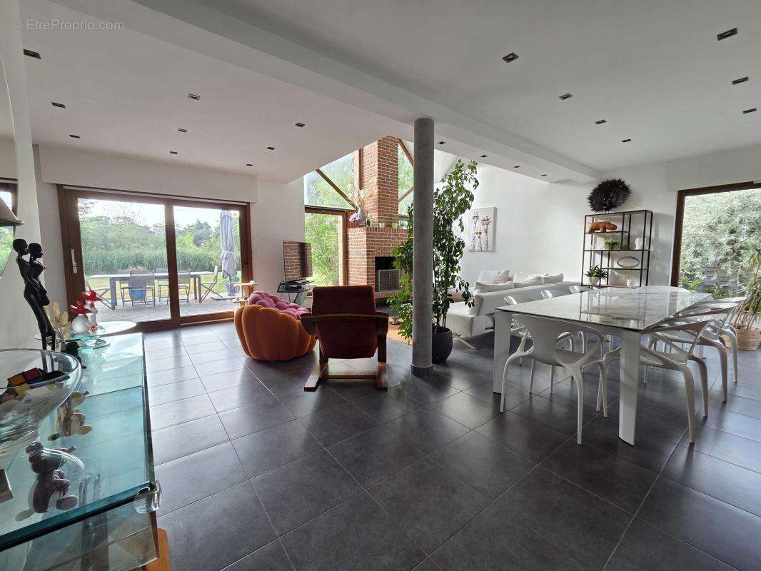 Superbe pavillon briques contemporain 200m² hab sur 1230m² - photo 16