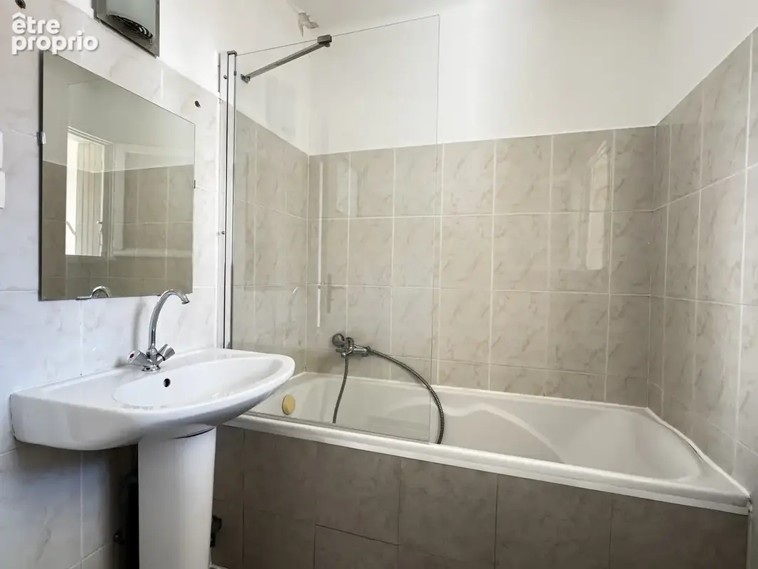 LA VALETTE - Appartement 4 pièces - photo 11