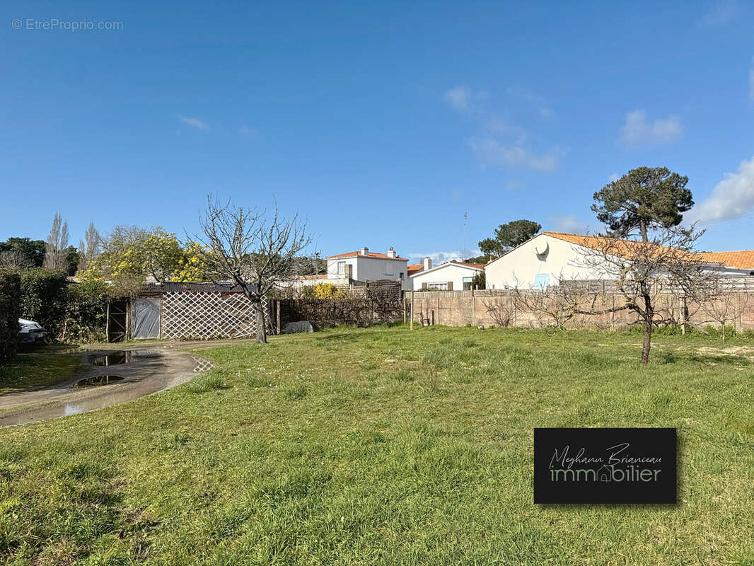 Terrain à SAINT-JEAN-DE-MONTS
