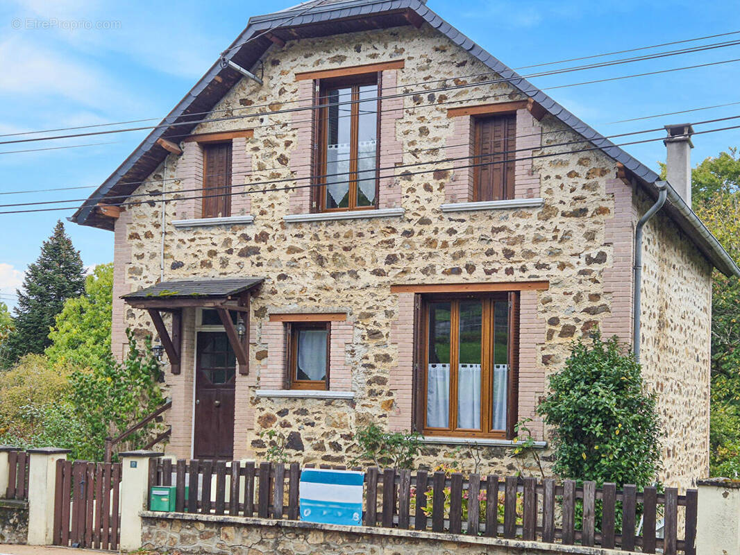 Maison à CHAMBERET