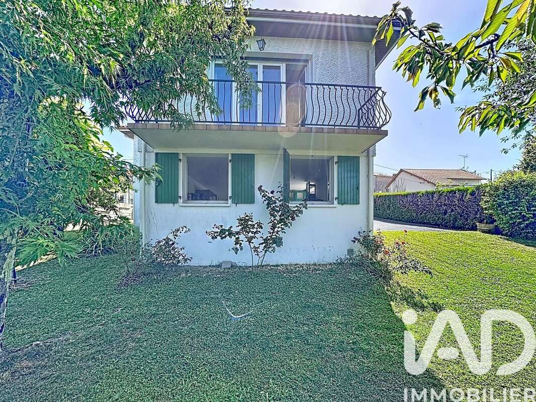 Photo 6 - Maison à LA COURONNE