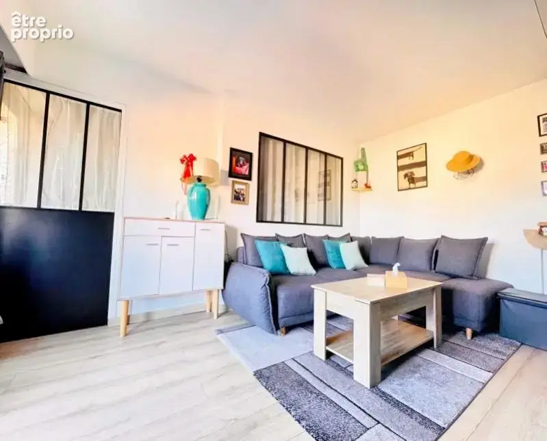 Cannes — T2 34 m² rénové, terrasse 23 m², dernier étage - photo 3