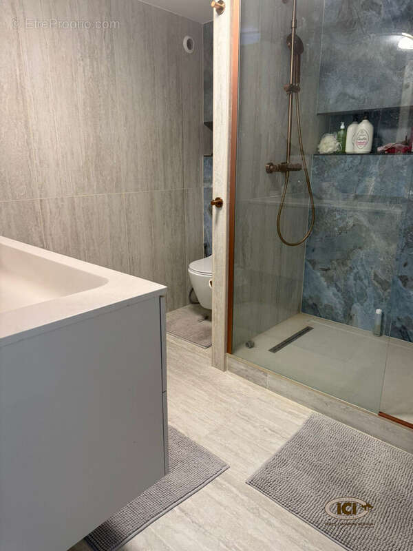 Maison à MONNETIER-MORNEX