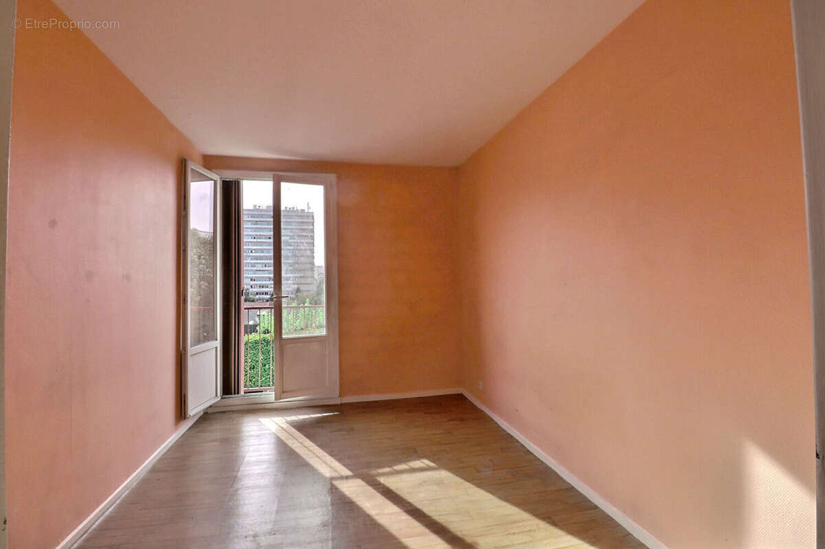 Appartement à VITRY-SUR-SEINE