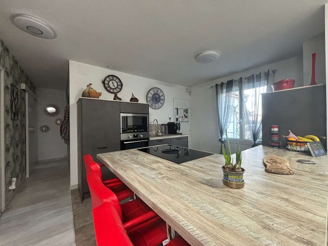 Maison à SAINT-GERMAIN-LES-CORBEIL