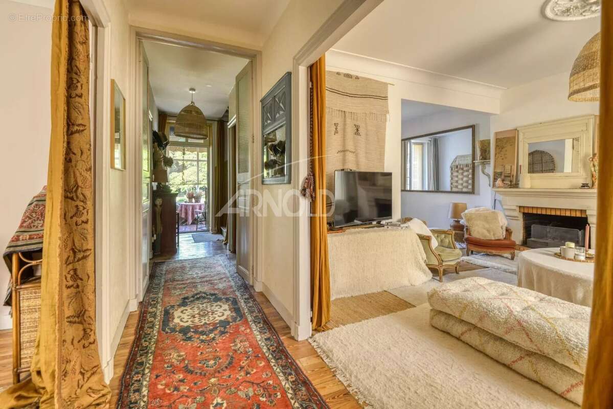 Maison de charme Saint -Etienne De Montluc - photo 9